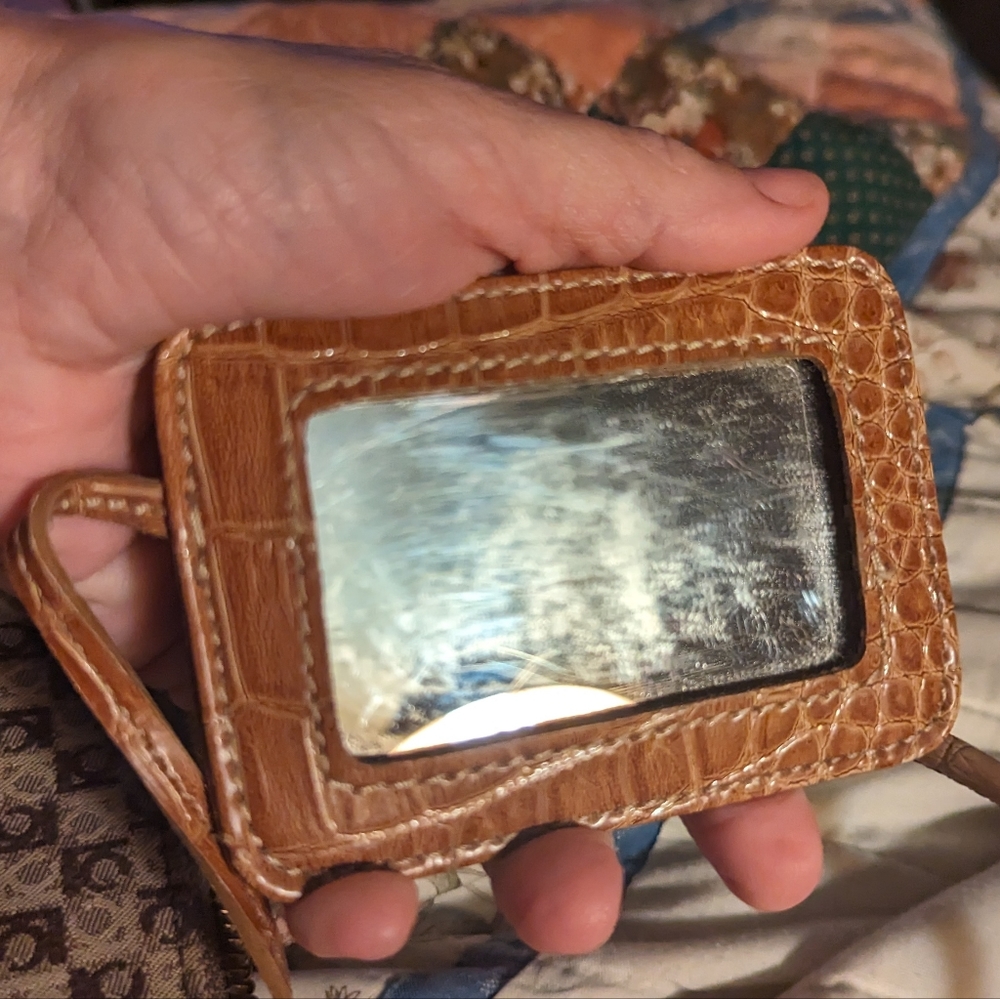 Vntg Liz Claiborne Signature small bag - Picture 10 of 10